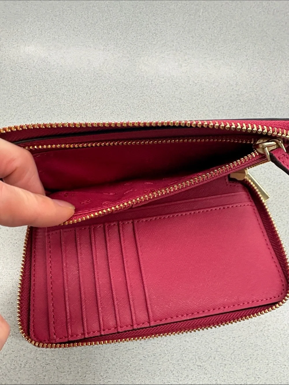 Tory Burch Robinson Mini Continental Wallet in Dark Peony with Gold Logo